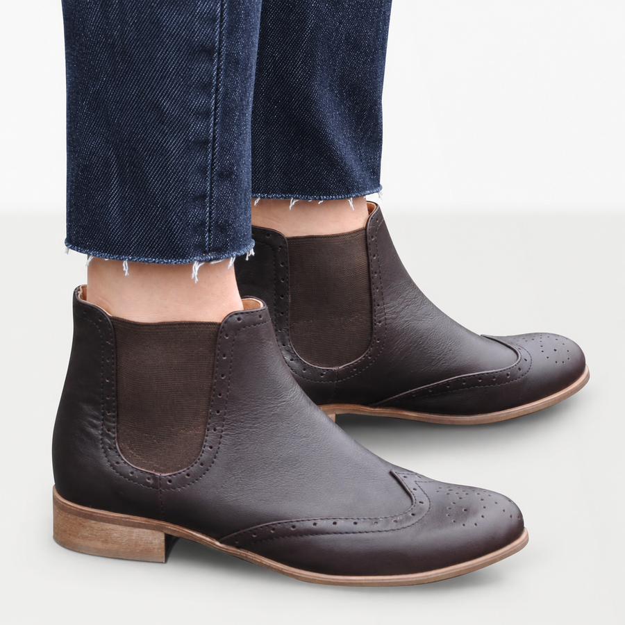 chelsea boots women leather by Julia Bo