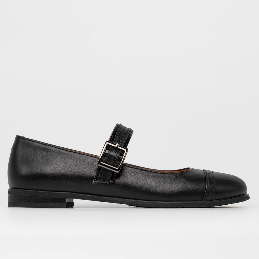 Lyn - Mary Janes