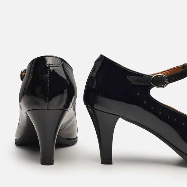 HIGH MARY JANE SHOES IN BLACK PATENT CALFSKIN