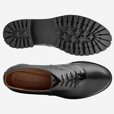 Stoker - Saddle Shoes