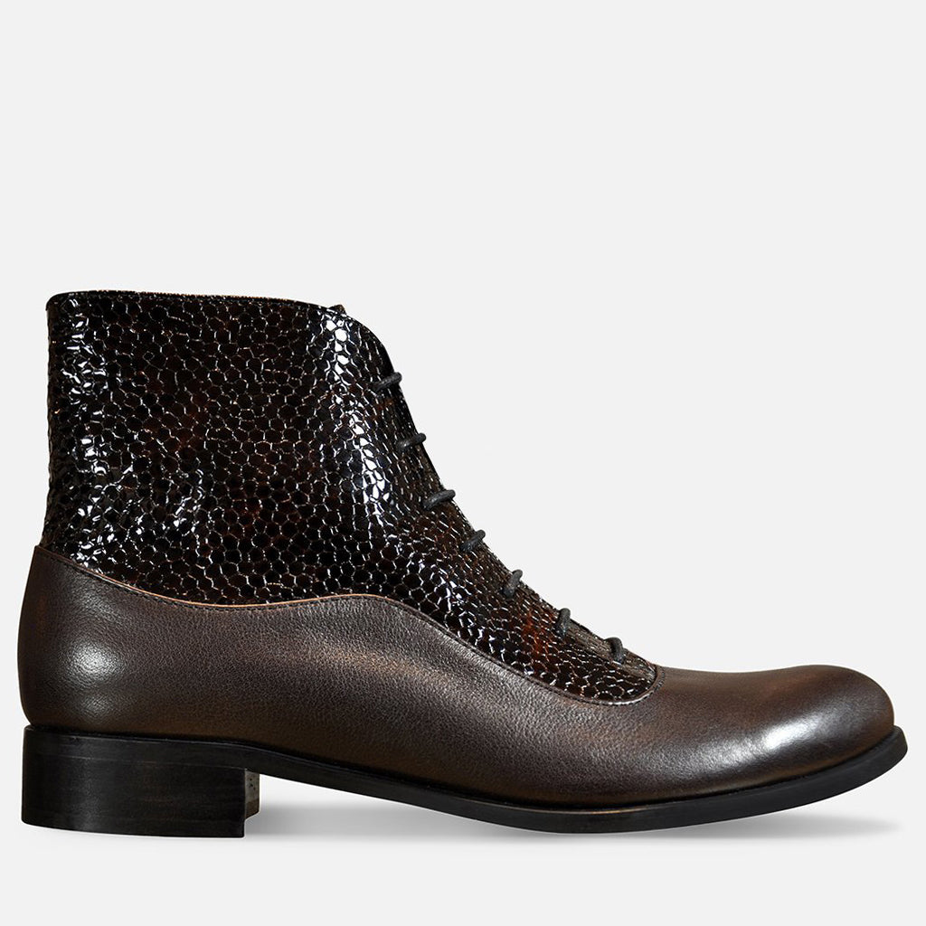 Womens Brown Lace Up Ankle Boots by Julia Bo - EU 43 Womens Brown Lace Up Ankle Boots by Julia Bo - EU 43