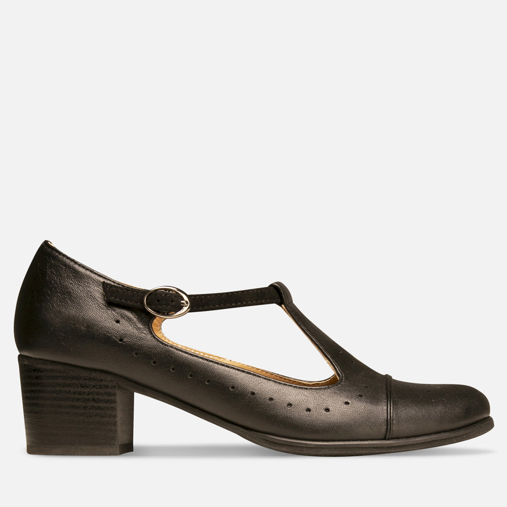 Mary Jane Shoes All Black with T-Strap 10